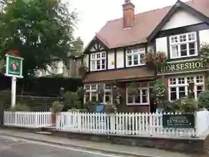 The Horseshoes Country Pub & Dining Room