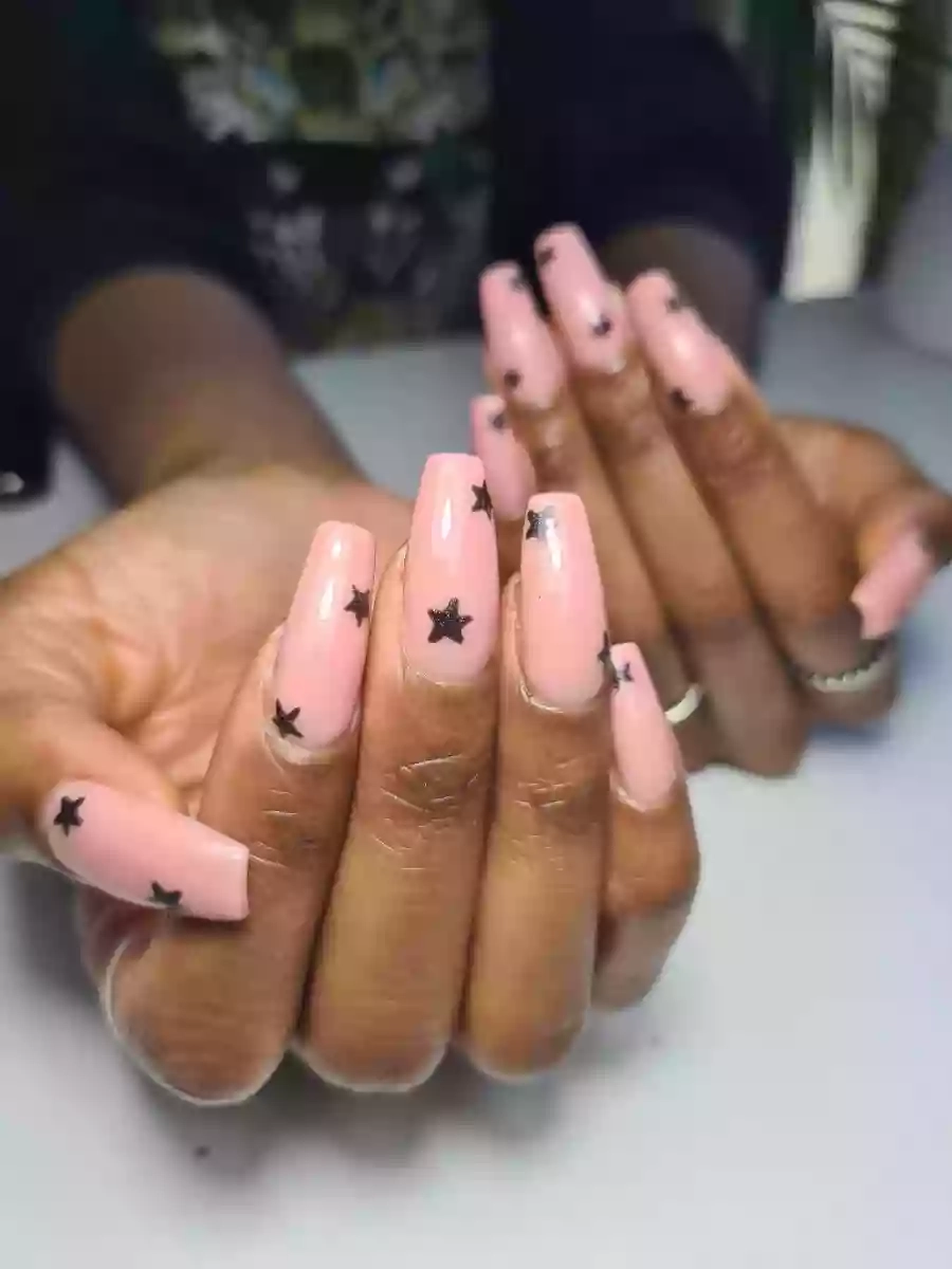 Nails by Mari - Nail Salon