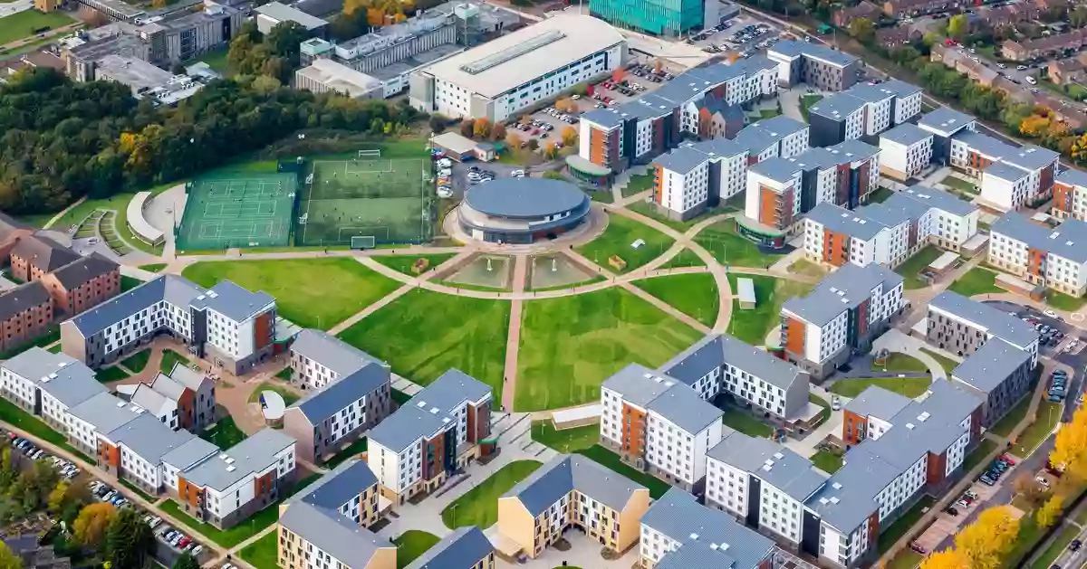 University of Hertfordshire - Health Research Building