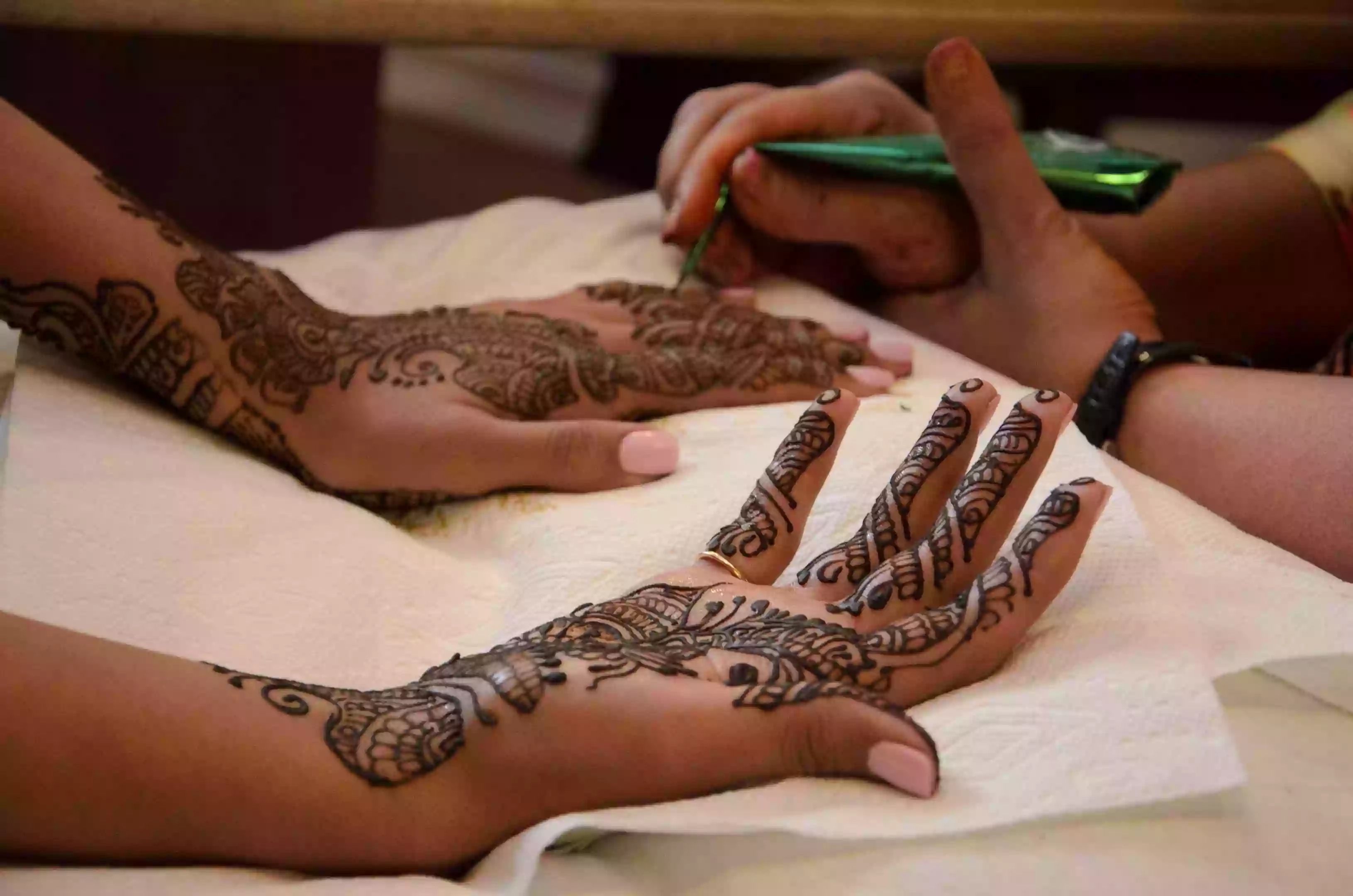 Shumaila's Henna