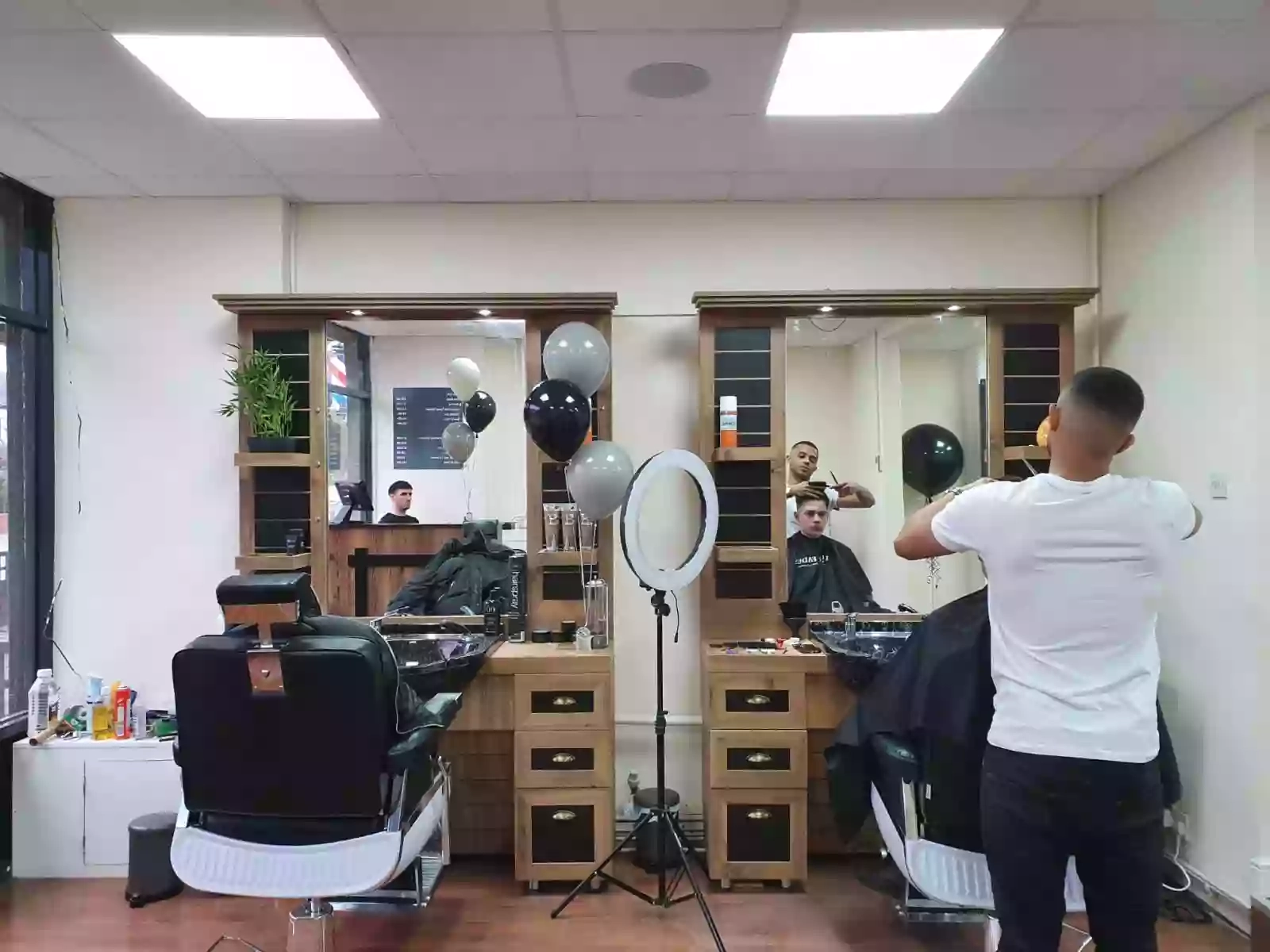 Dilla Fades Barbershop