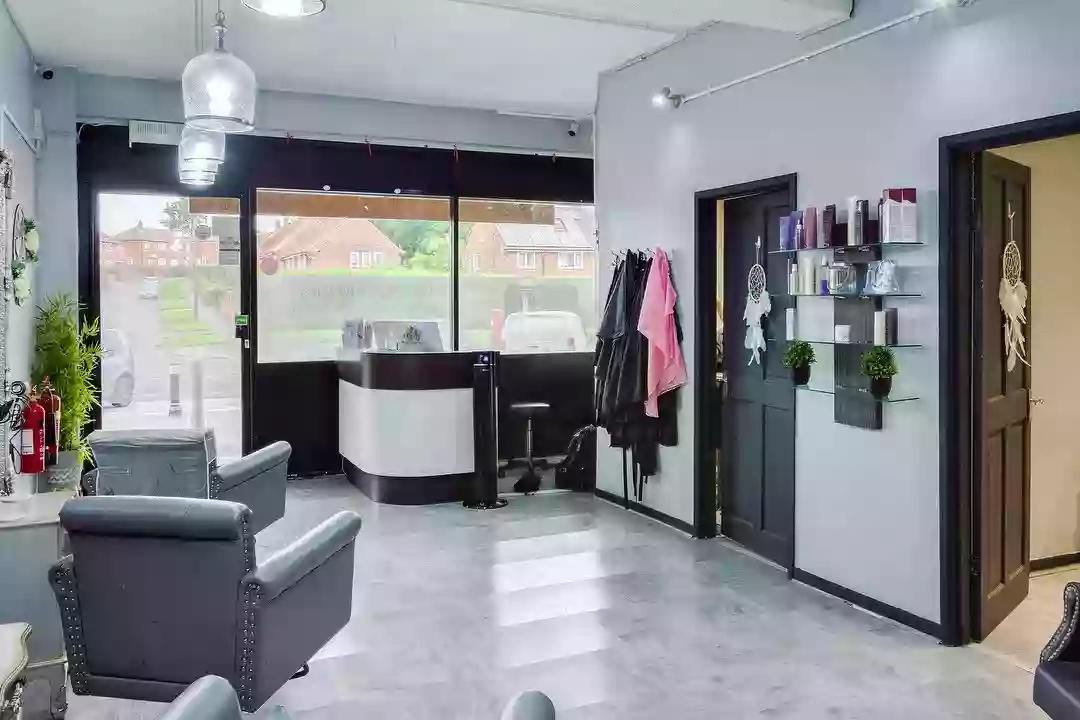 DS Hair & Beauty Lounge