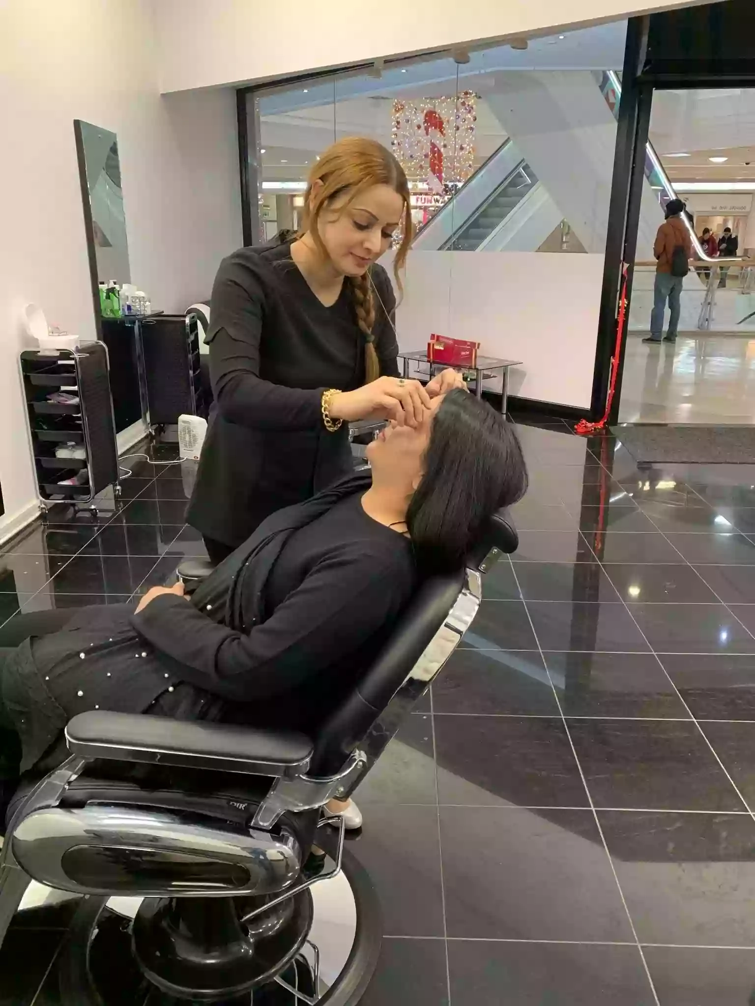 Moona Beauty Salon