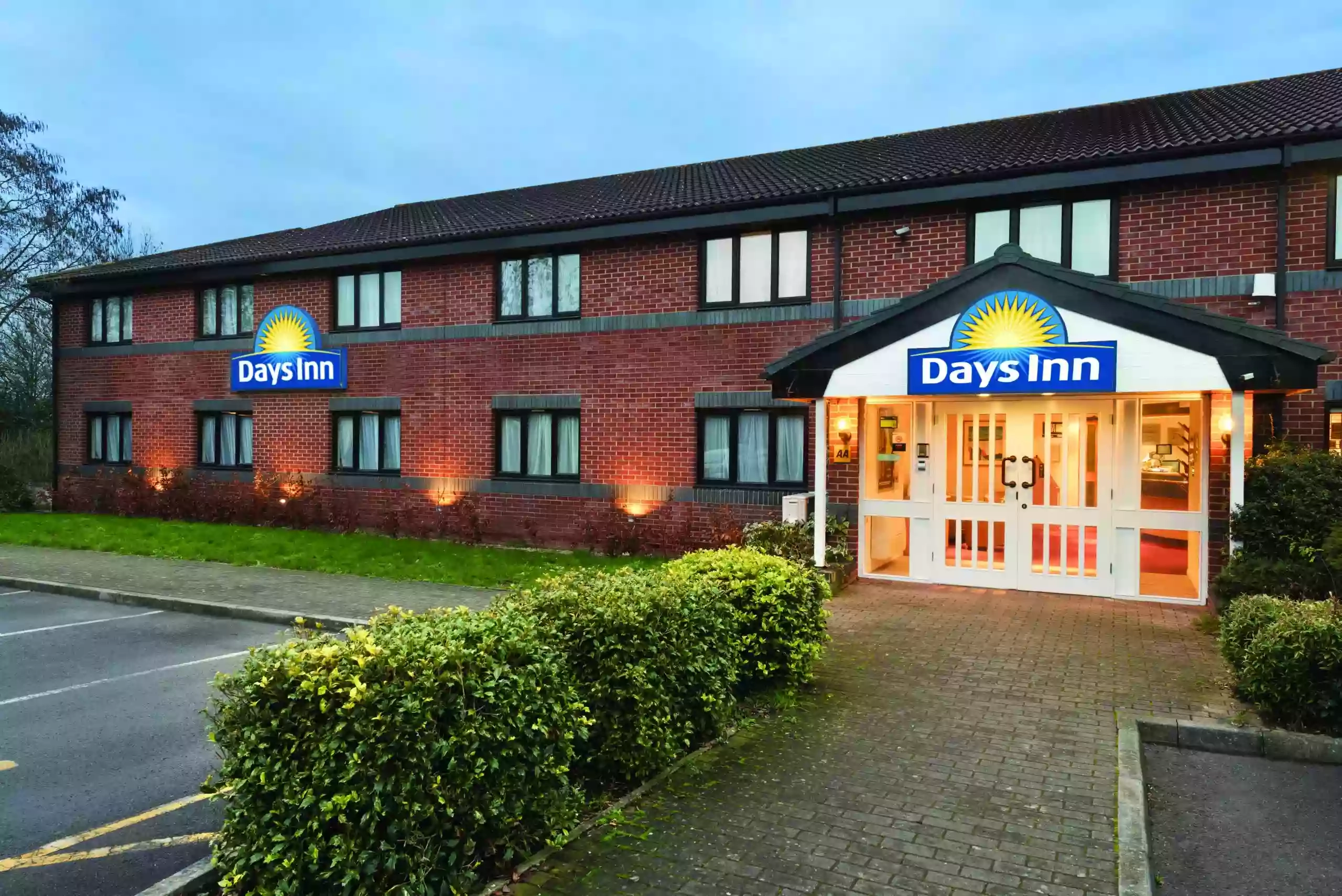 Days Inn by Wyndham Michaelwood M5