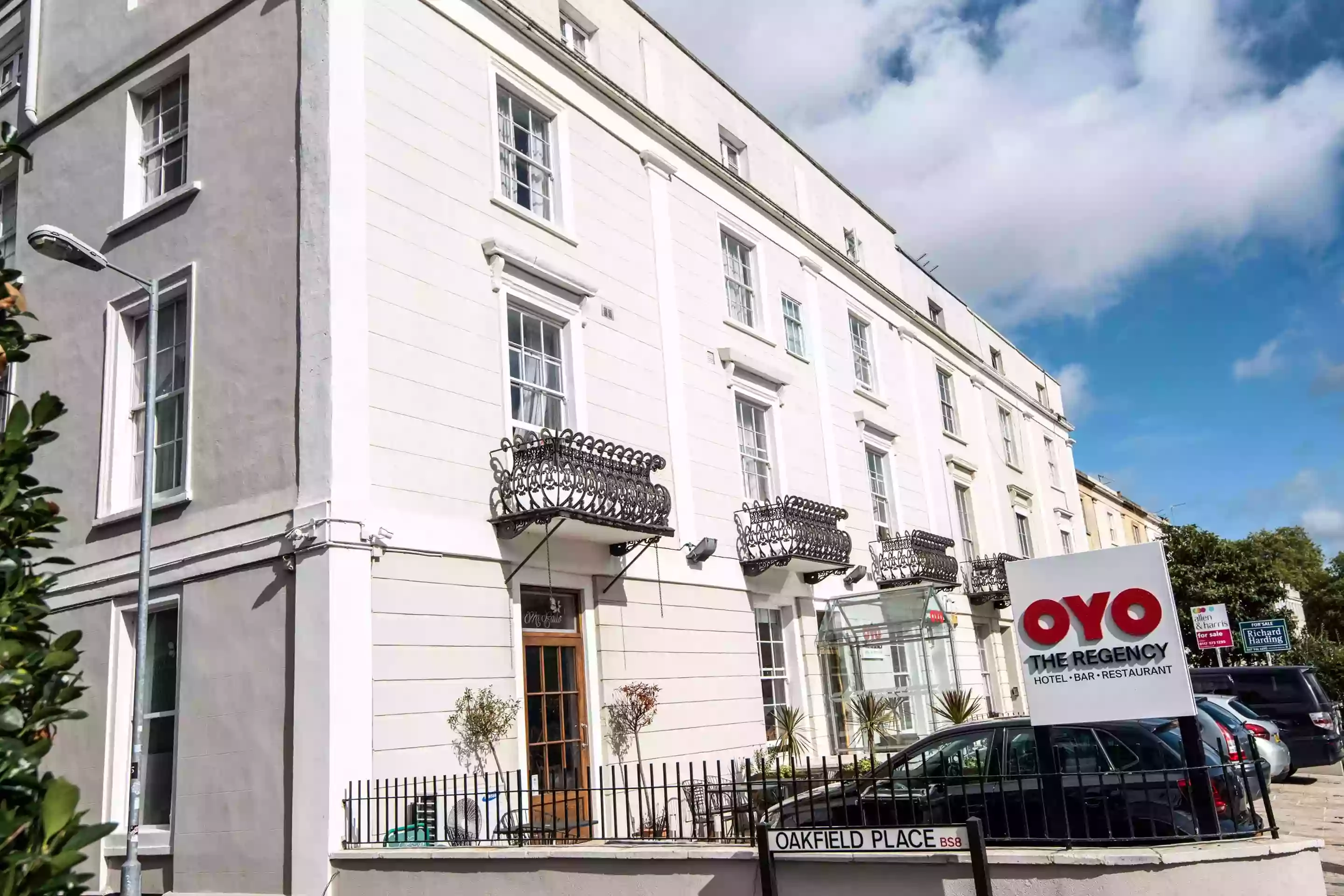 OYO the Regency, Clifton Bristol