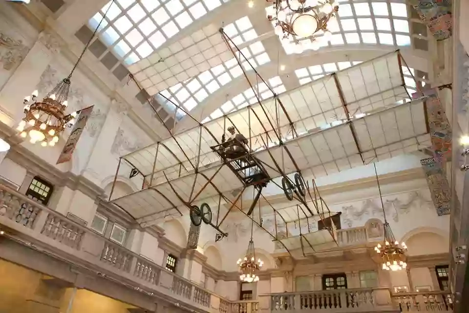 Bristol Museum & Art Gallery