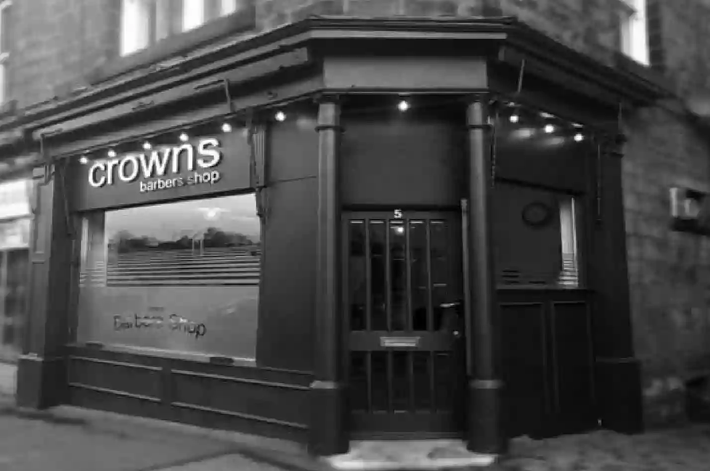 crowns barbers shop