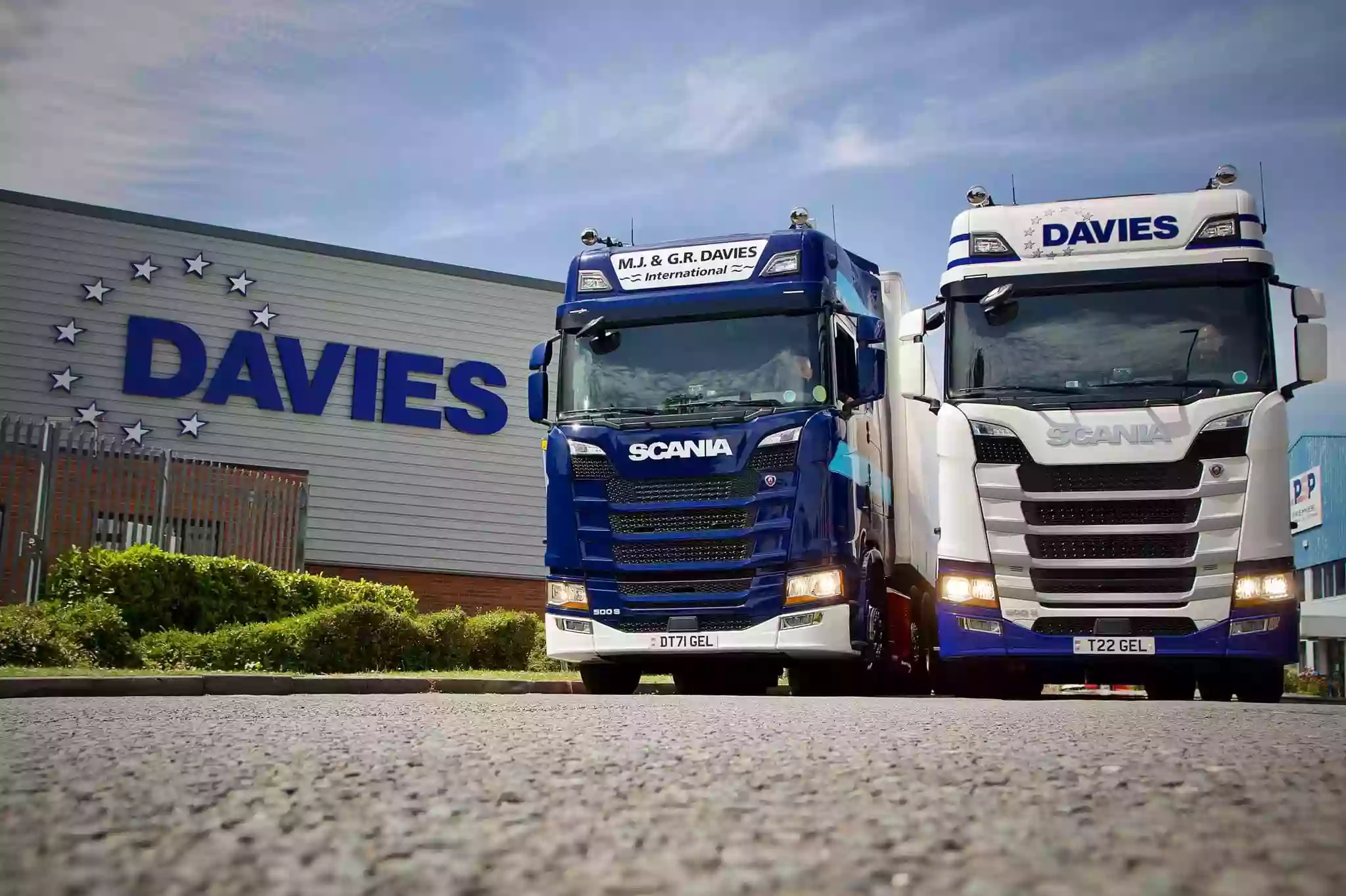 Davies International Transport Ltd