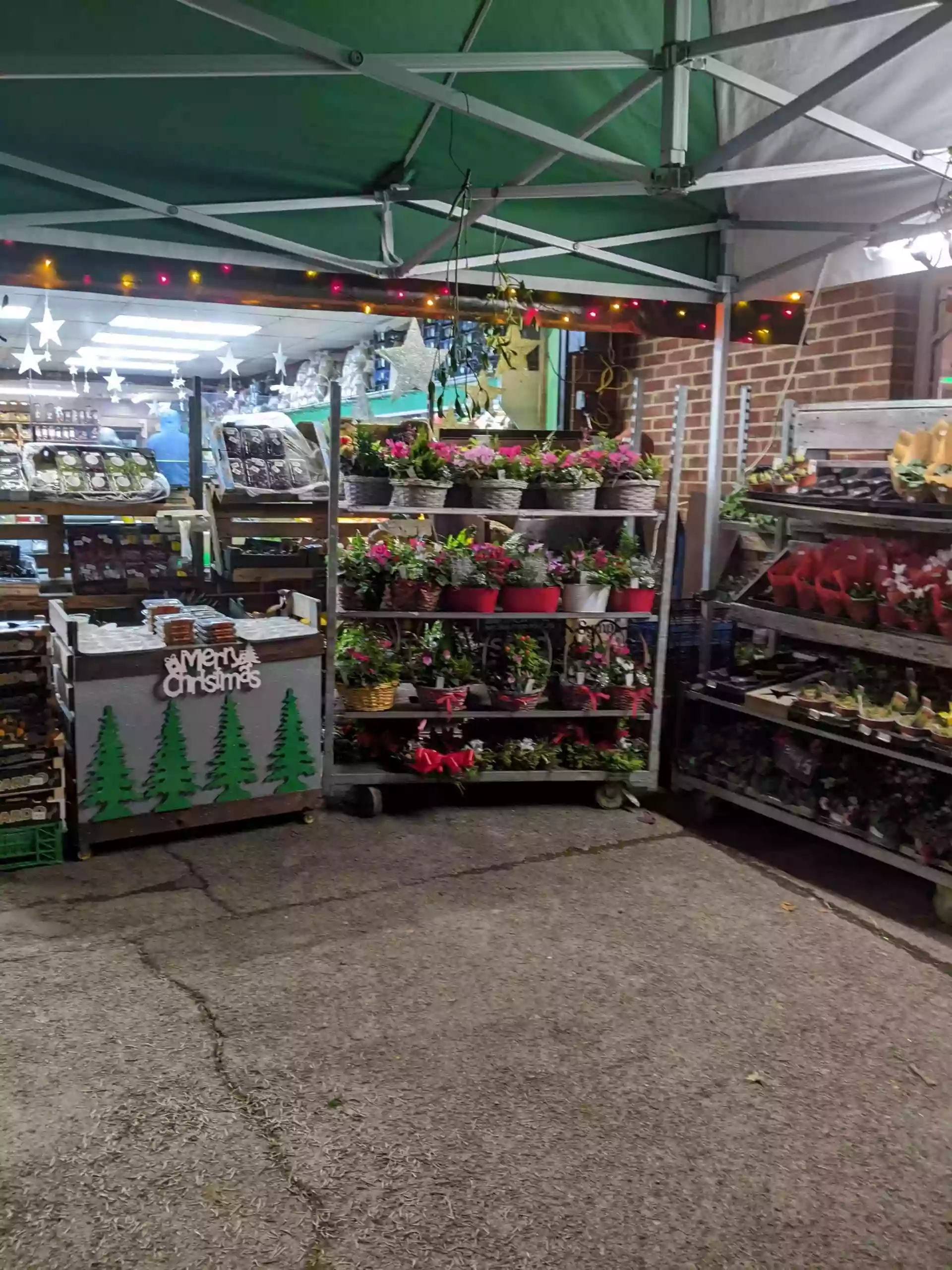 Clanfield Greengrocers & Florist (N. Hadwen)