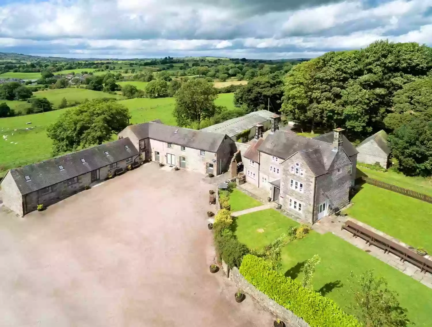 Hamps Hall and Barn