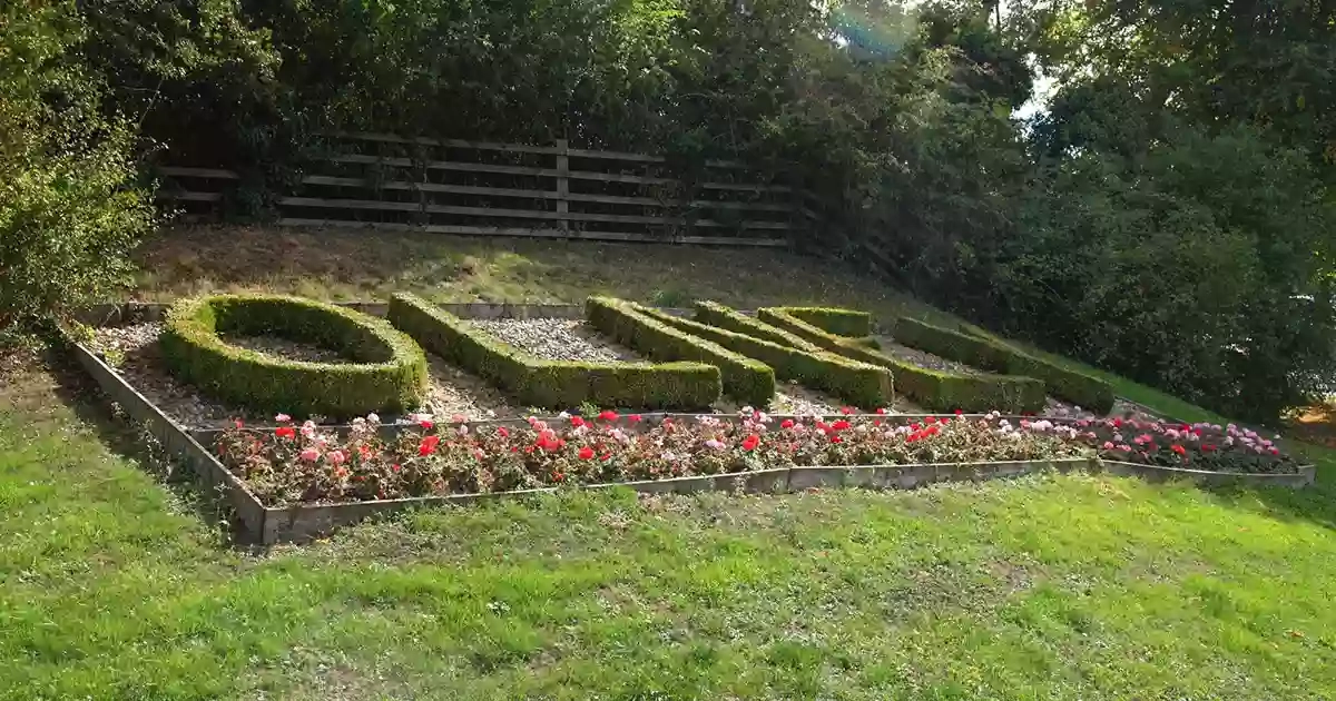 Olney Swimming Steps