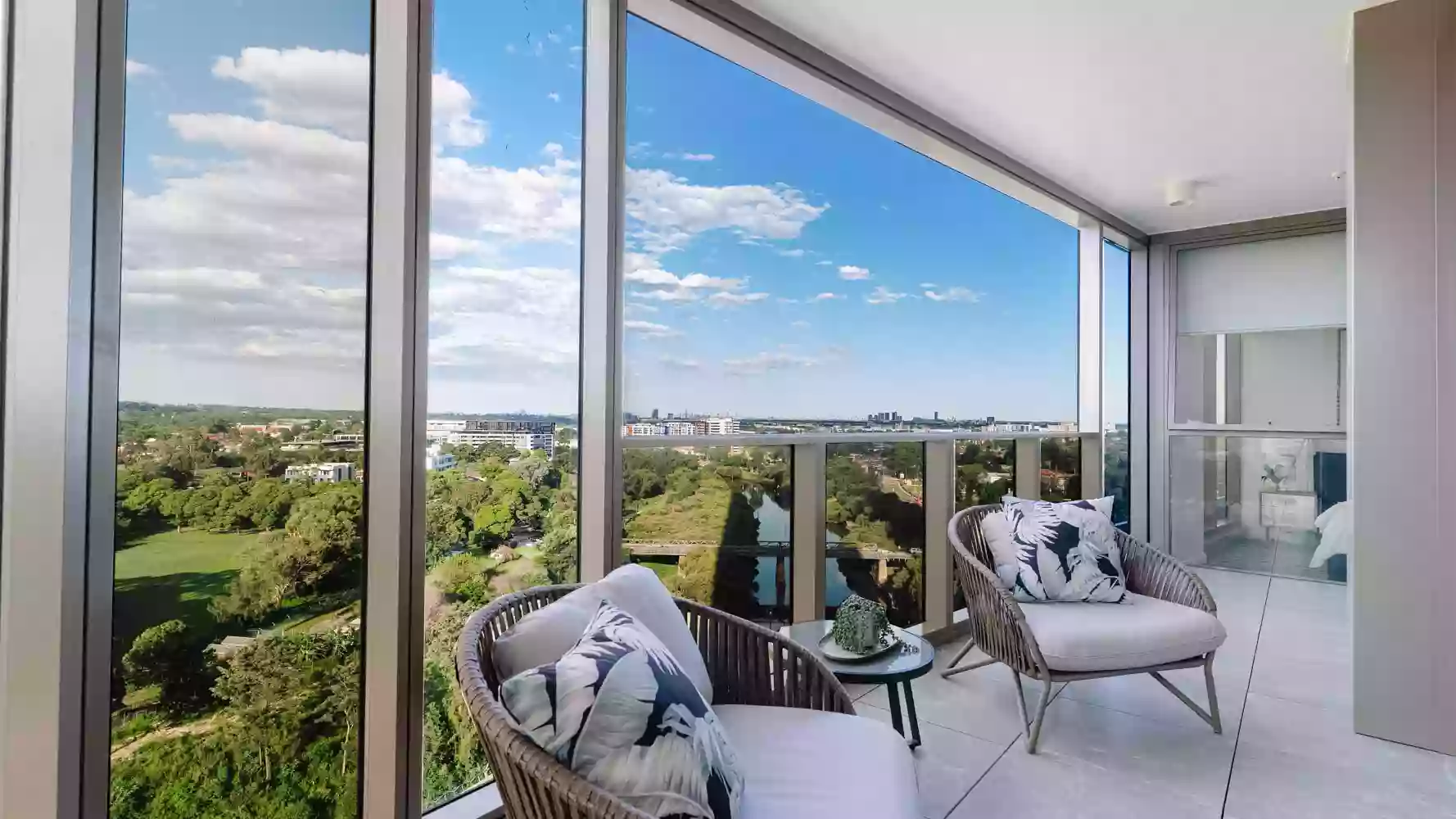 180 George Parramatta by Meriton - Sales Display Centre