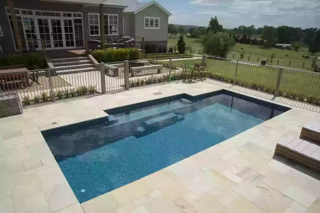 Colimbus Pools & Landscaping