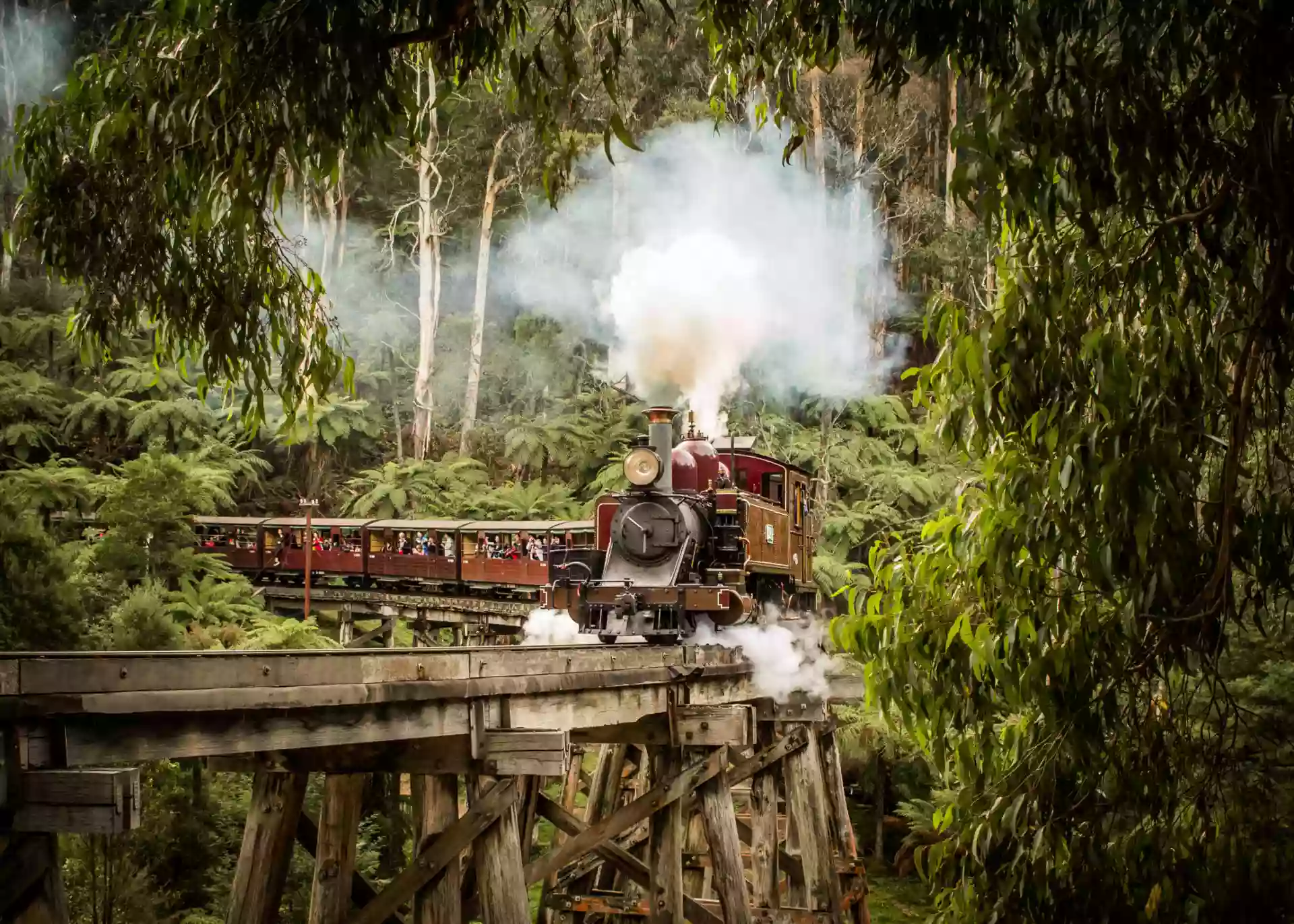 Lakeside Railway Station - Puffing Billy Railway