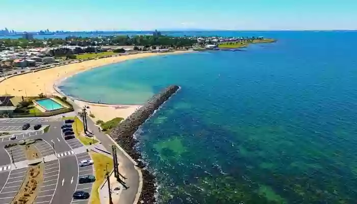 Williamstown Open Water Swim Coaching