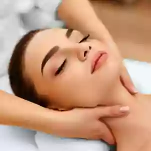 SkinDeep - Skin & Beauty Specialist