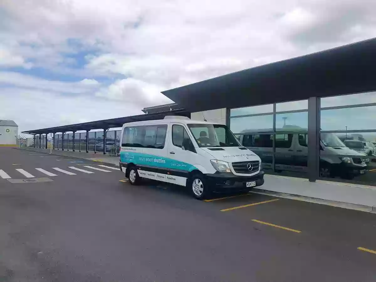 Raglan Scenic Tours & Raglan Shuttle Service