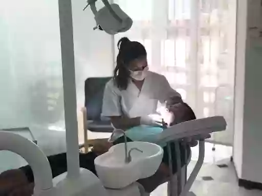 Clínica Dental González-Outón Freire