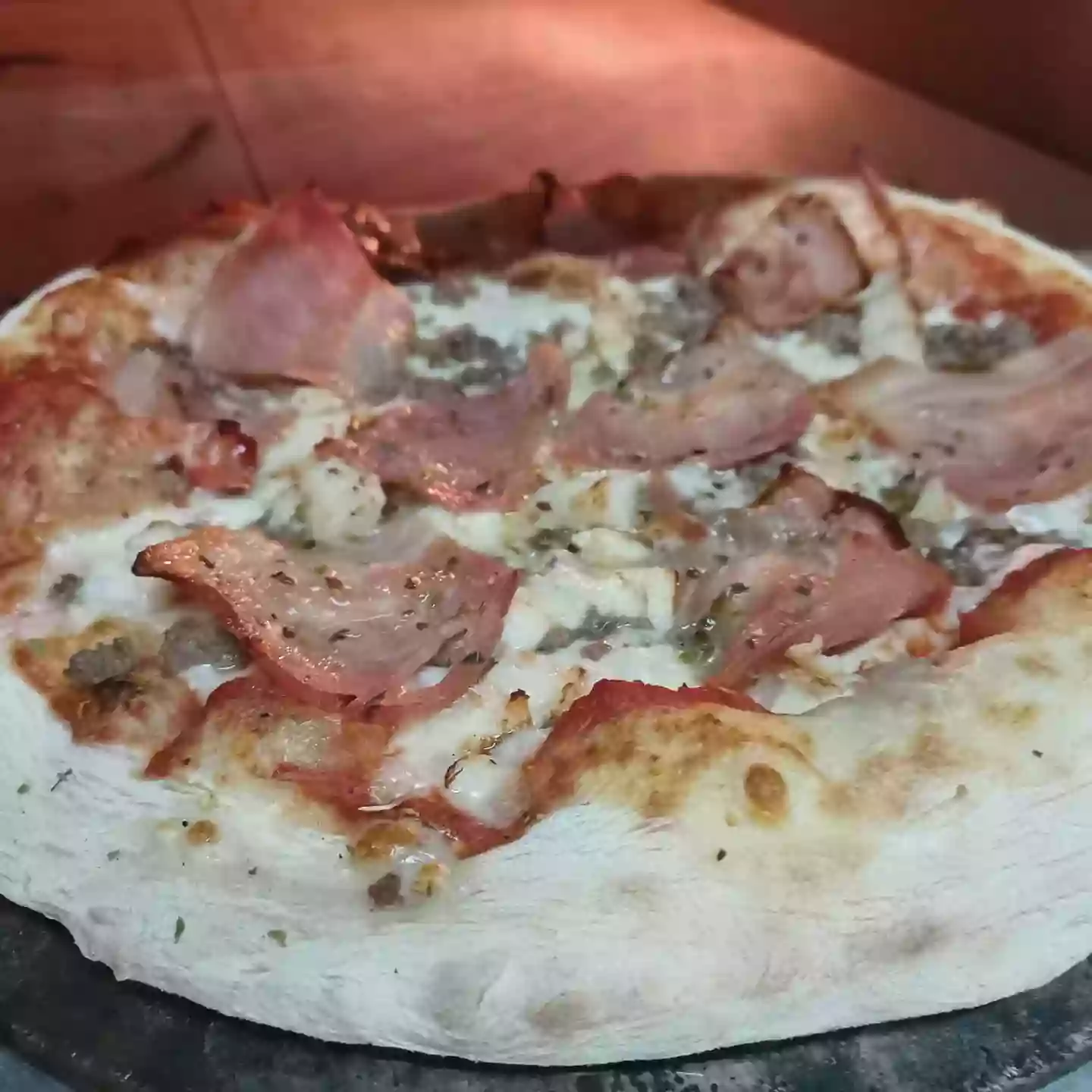 Menacho Burguer Pizza