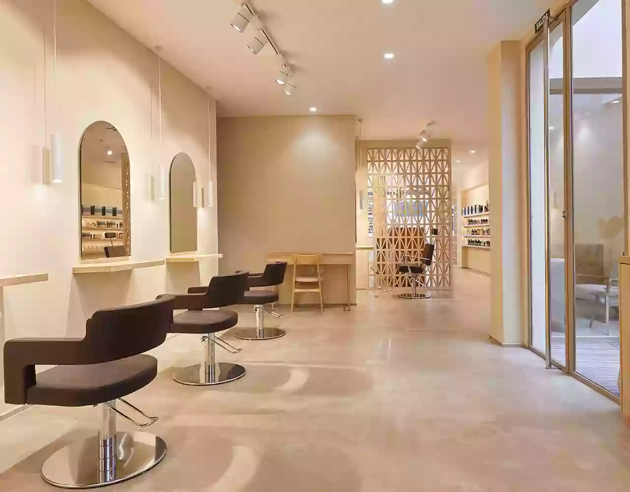 Salón Store Secretos del Agua, Peluquería y Estética en Sevilla