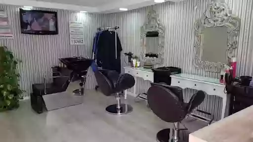 Peluquería en La Zubia | Jesus Cordero hair studio unisex