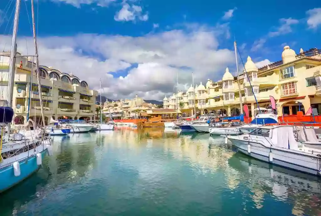 Puerto Marina waterfront apartment