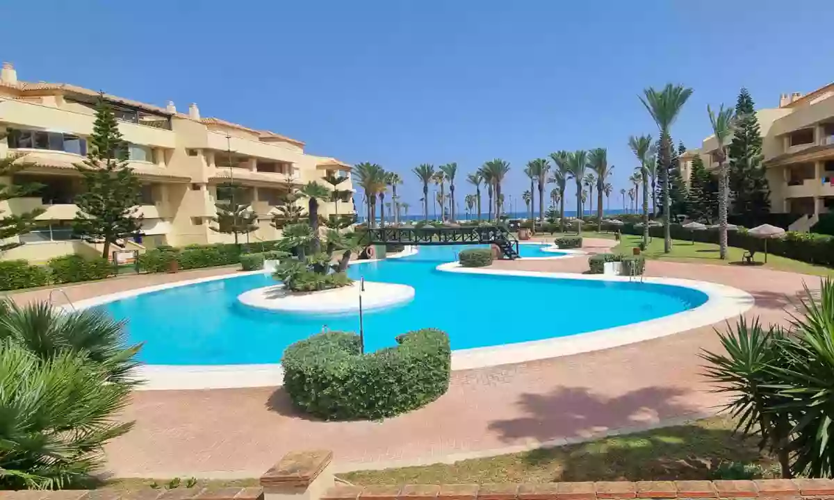 Apartamentos turísticos "PLAYA SERENA": Residencial VILLA ROMANA