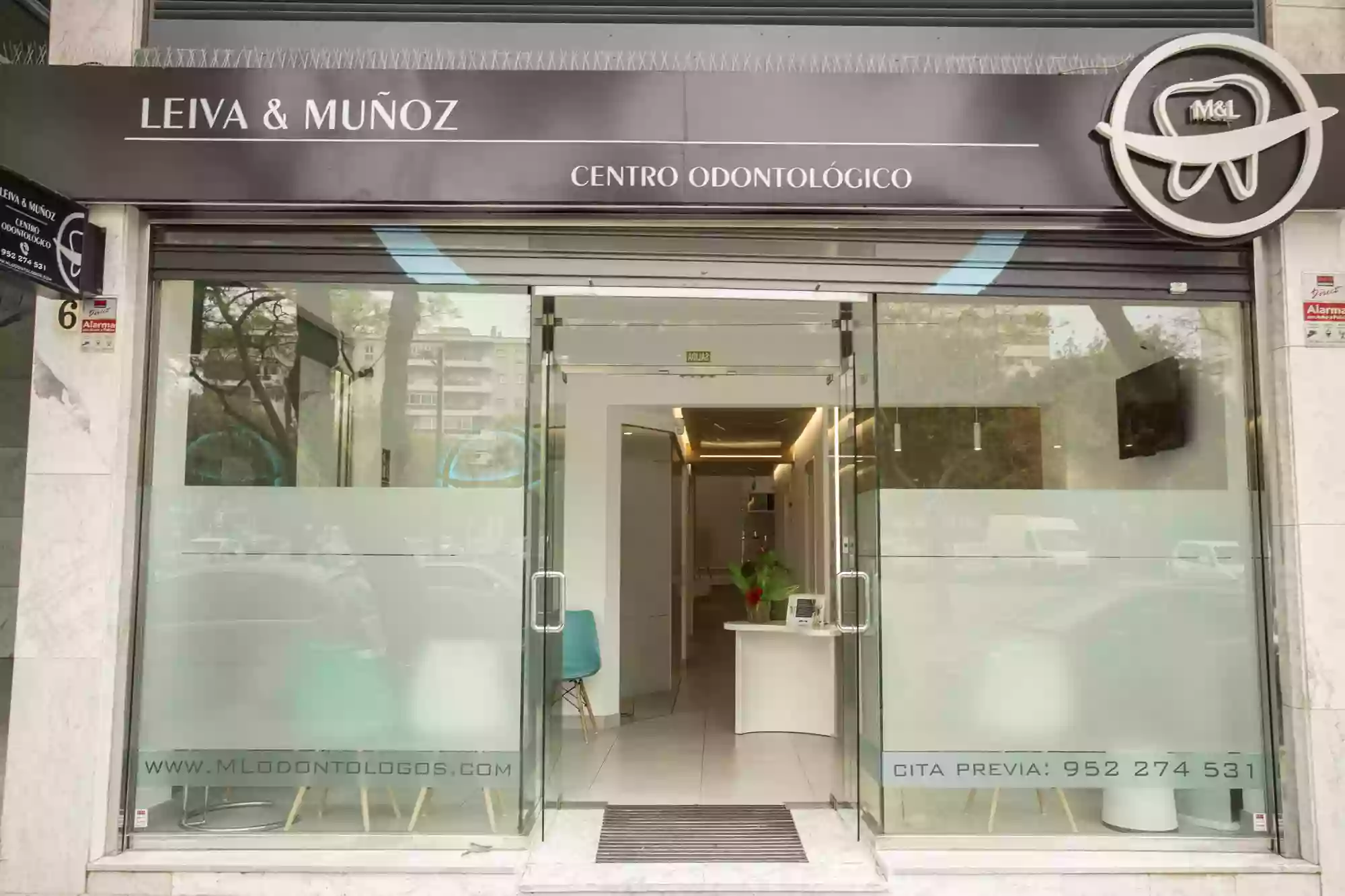 Clínica Dental Leiva y Muñoz