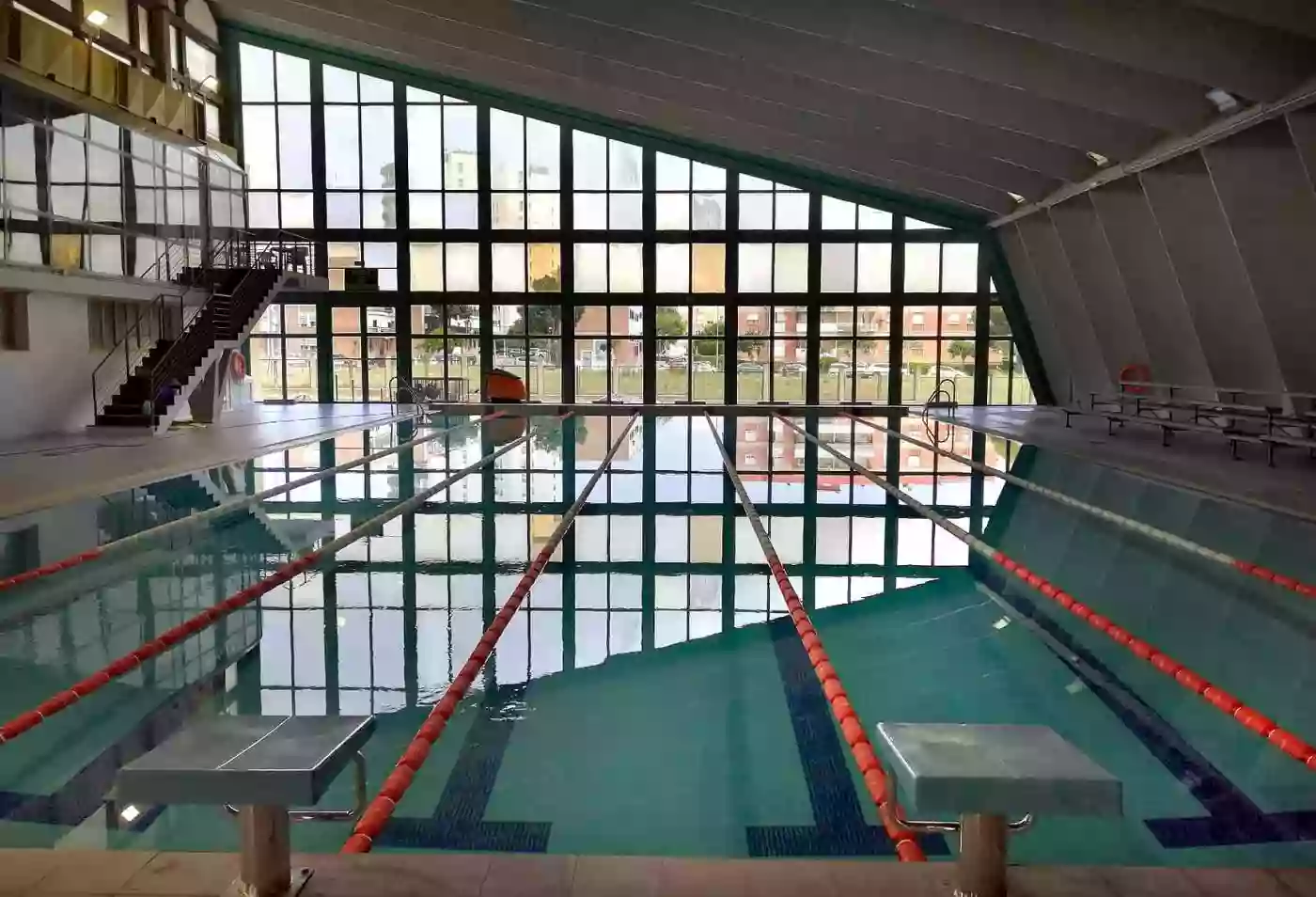 Piscina cubierta Jerez Fra.