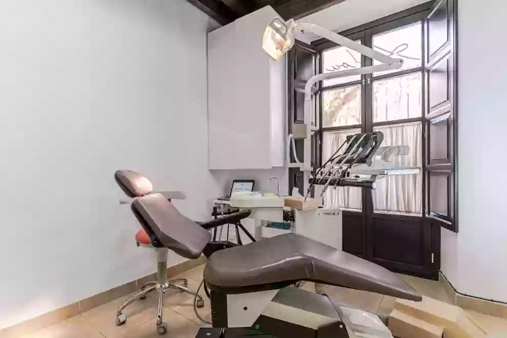 Aalou centro estética dental