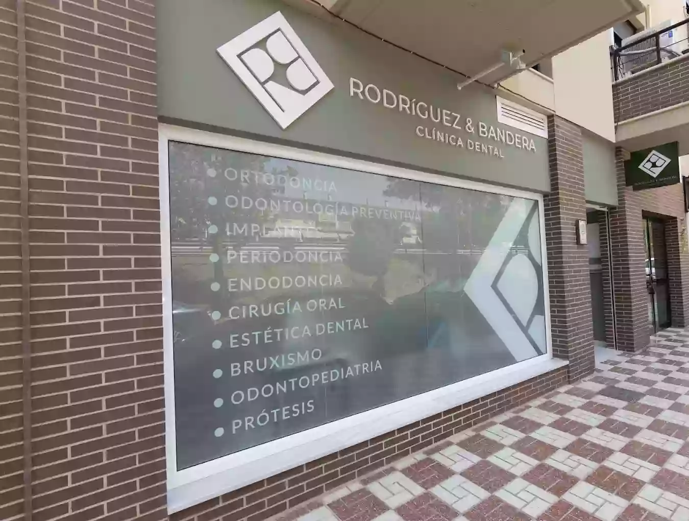 Rodríguez & Bandera Clínica Dental