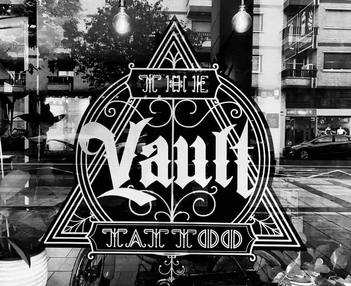 VAULT TATTOO