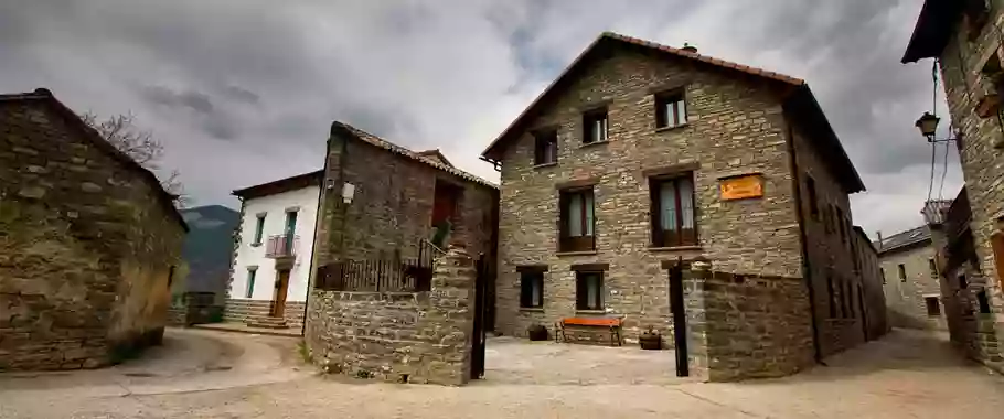 Apartamentos Rurales Cañardo y Casa A'Pajera (Formigal, Biescas, Pirinero Aragonés, Oros Alto )