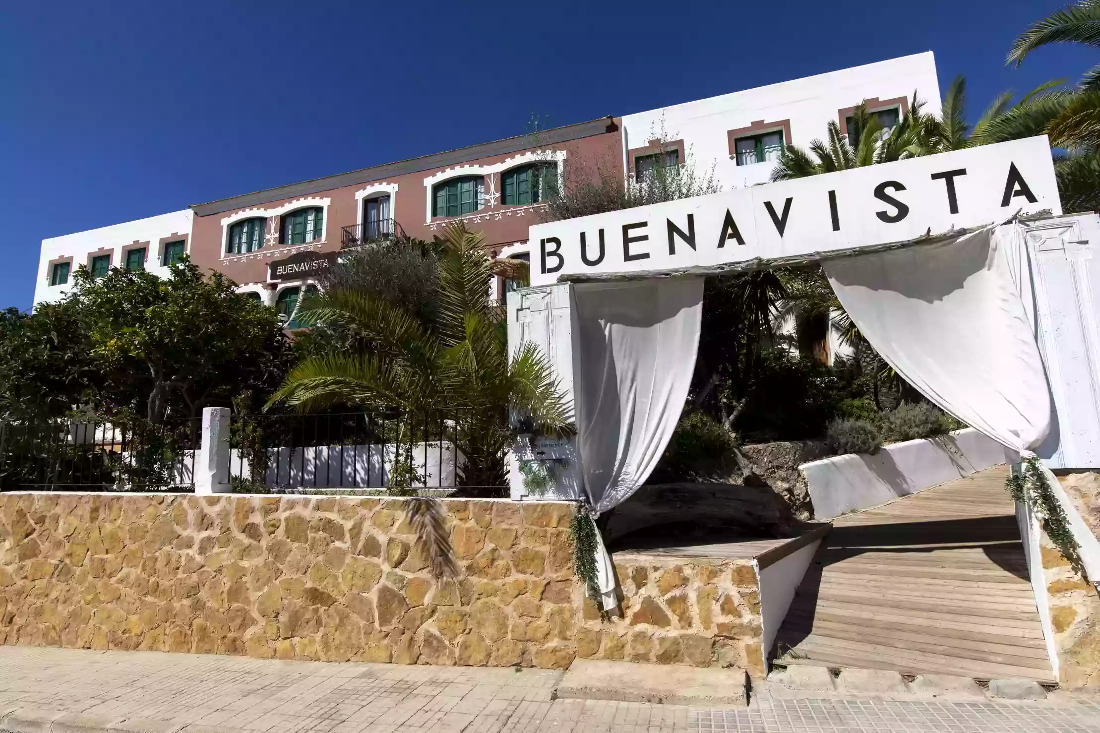 Buenavista Suites & Boutique Hotel