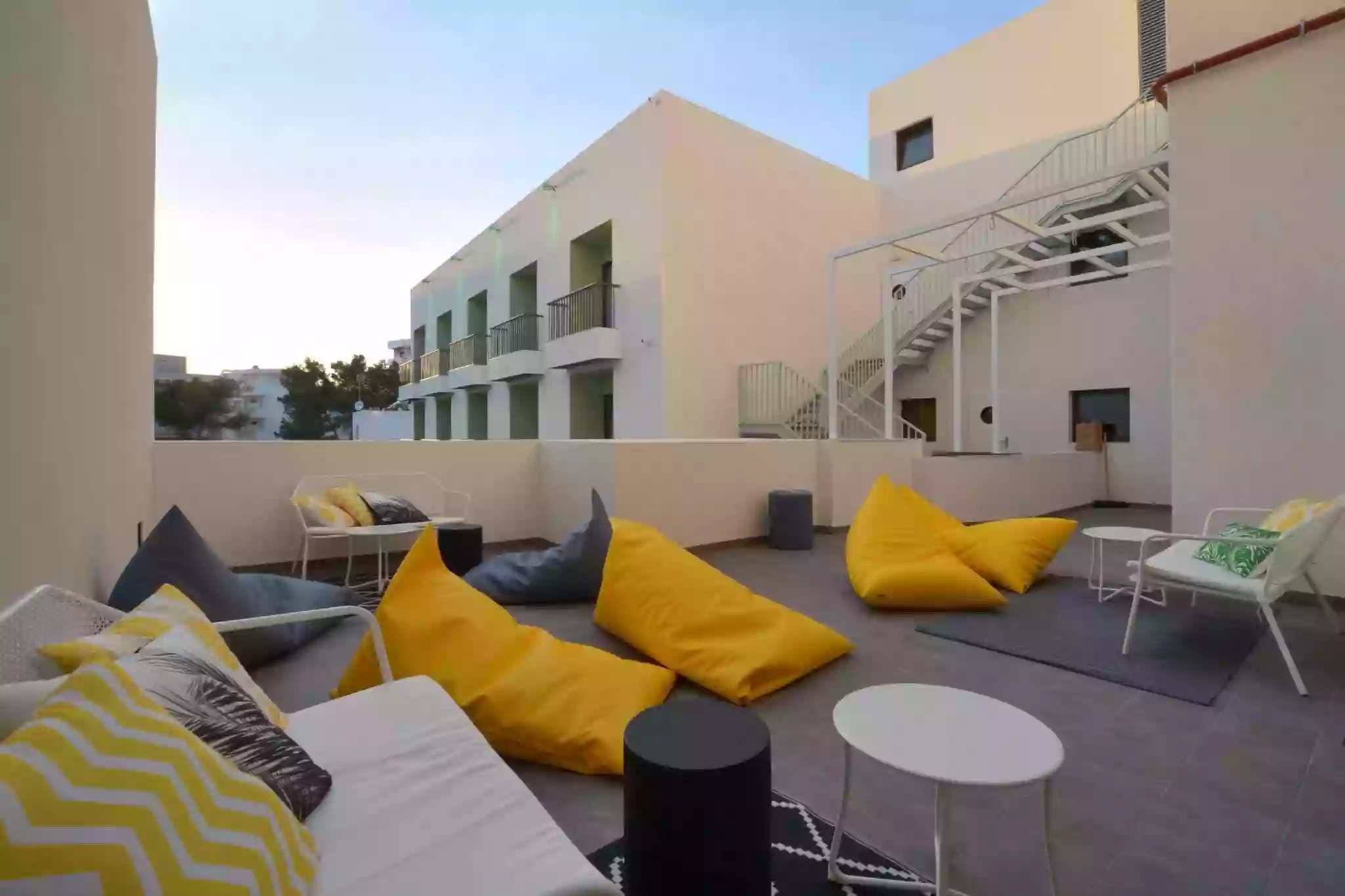 AMISTAT Island Hostel Ibiza "ALBERGUE JUVENIL"