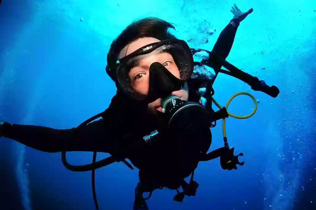 meeting point snorkeling beach cave tour boat