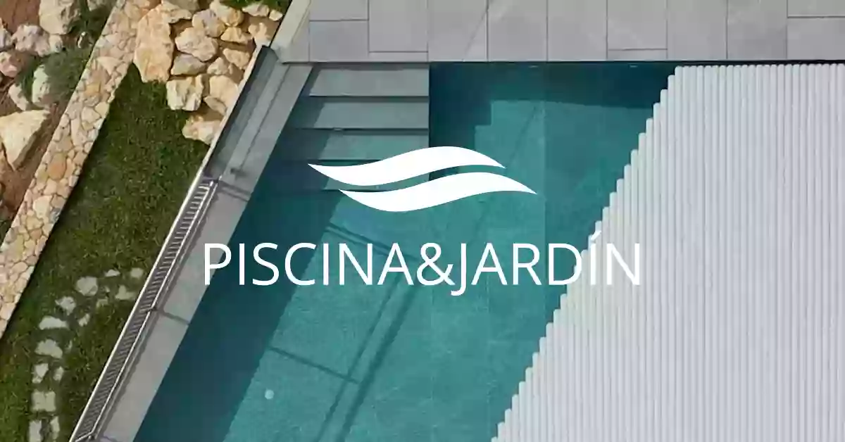 Piscina y Jardín