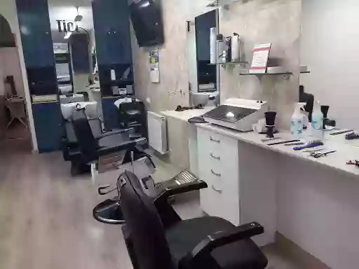 Peluqueria de caballeros TIEL