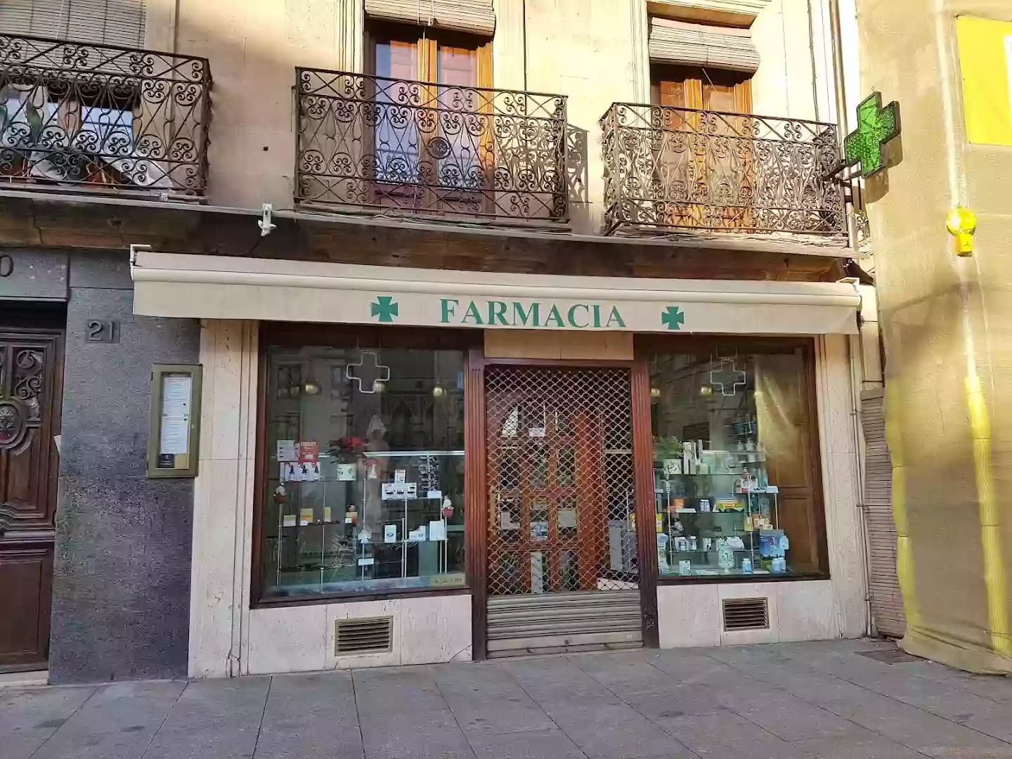 FARMACIA URBINA