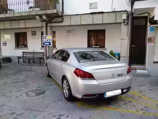 Taxi en Guisando - Carlos Jimènez