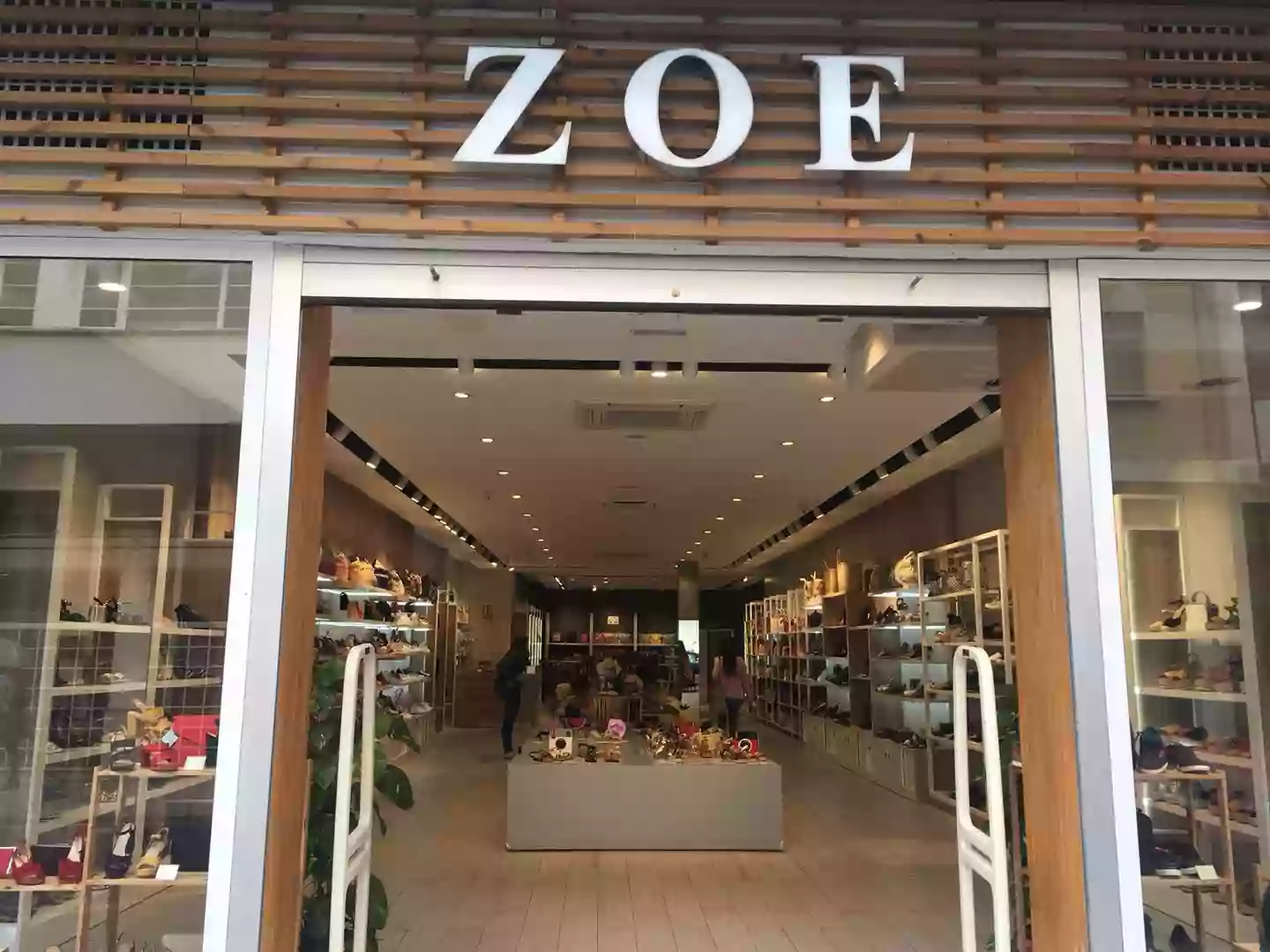 Zoe