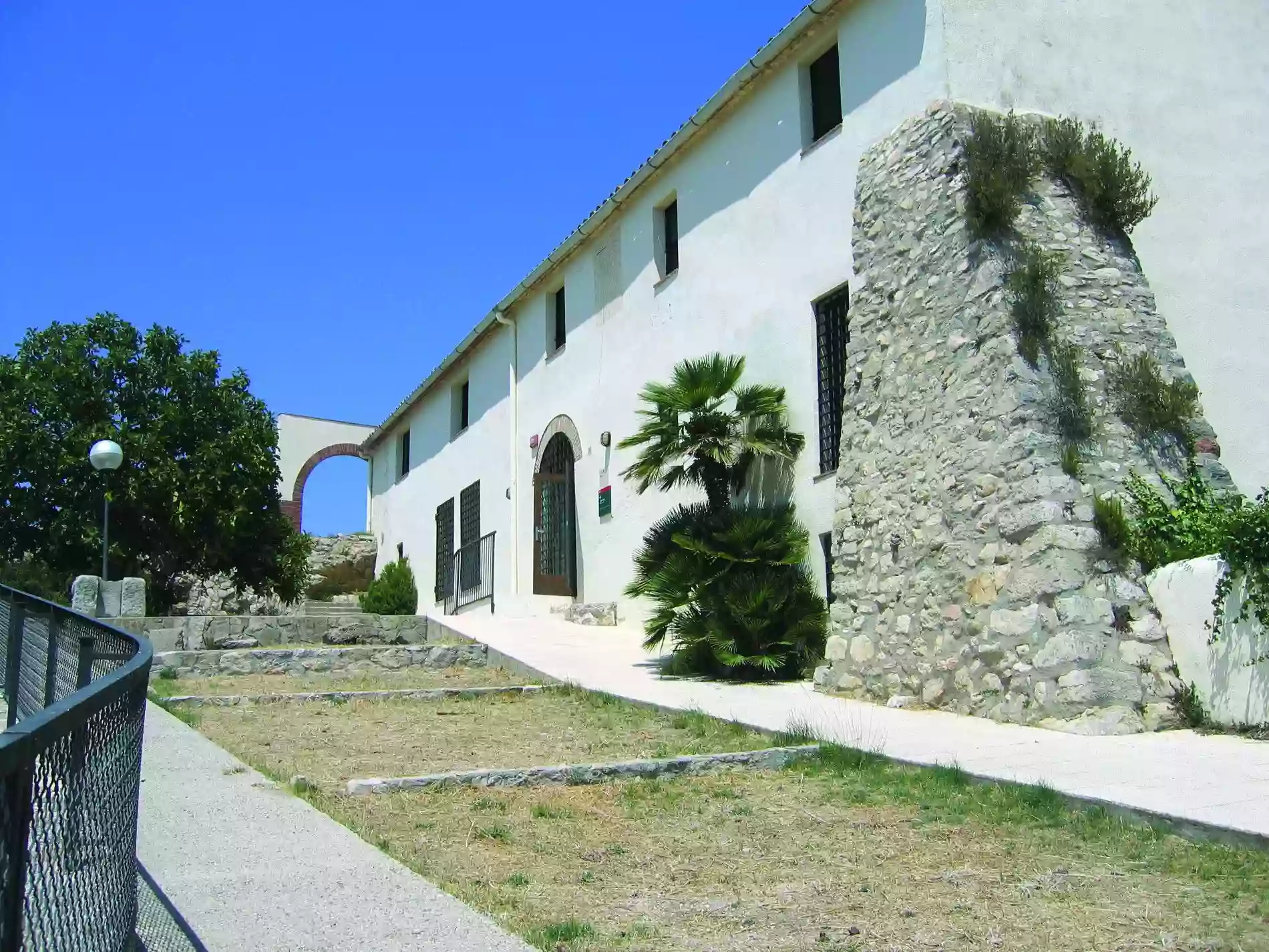 Escola de Natura Can Grau. Casa de colònies.