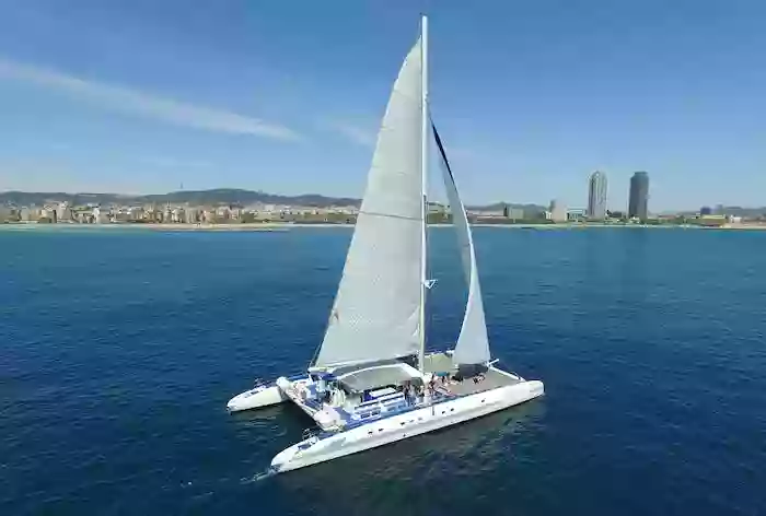 Catamaran Orsom | Official Catamaran Barcelona