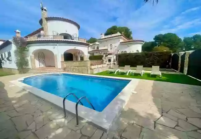 Villa for Summer Rent