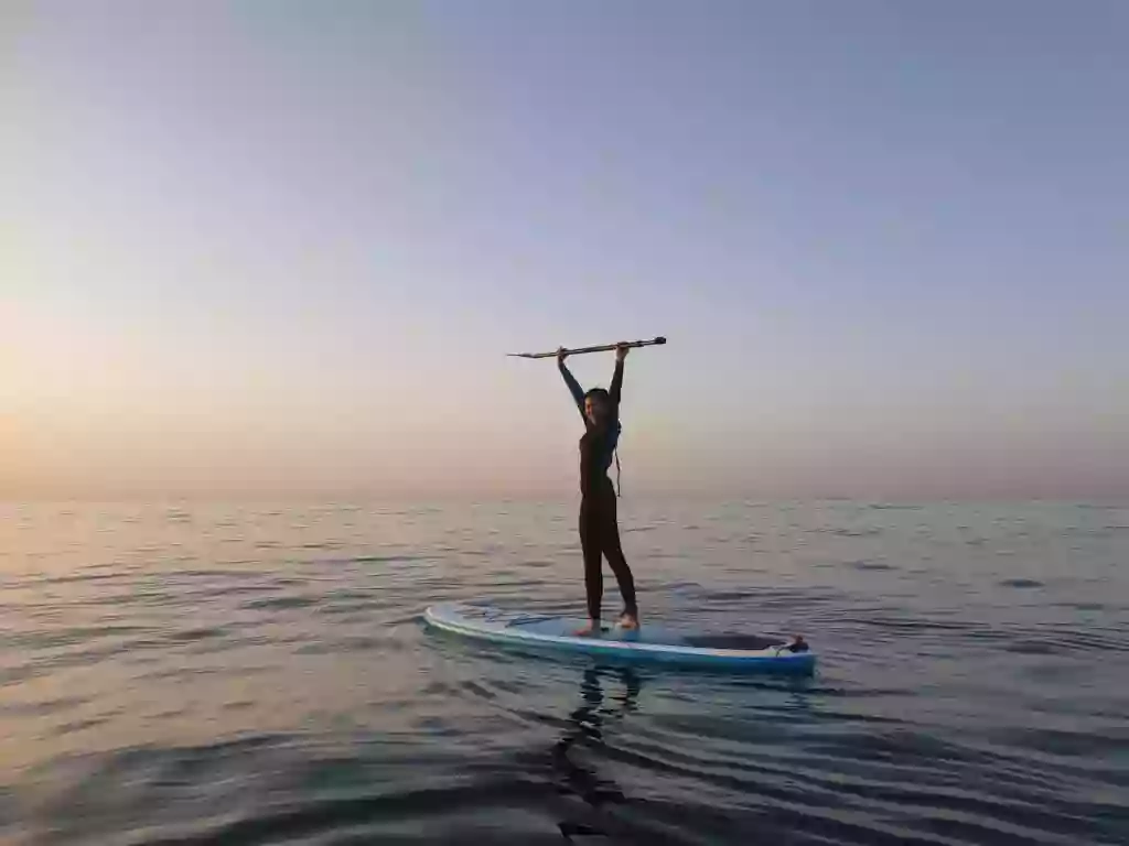 ESCUELA DE DEPORTES ACUÁTICOS WING FOIL, WINDSURF PADDLE SURF BARCELONA