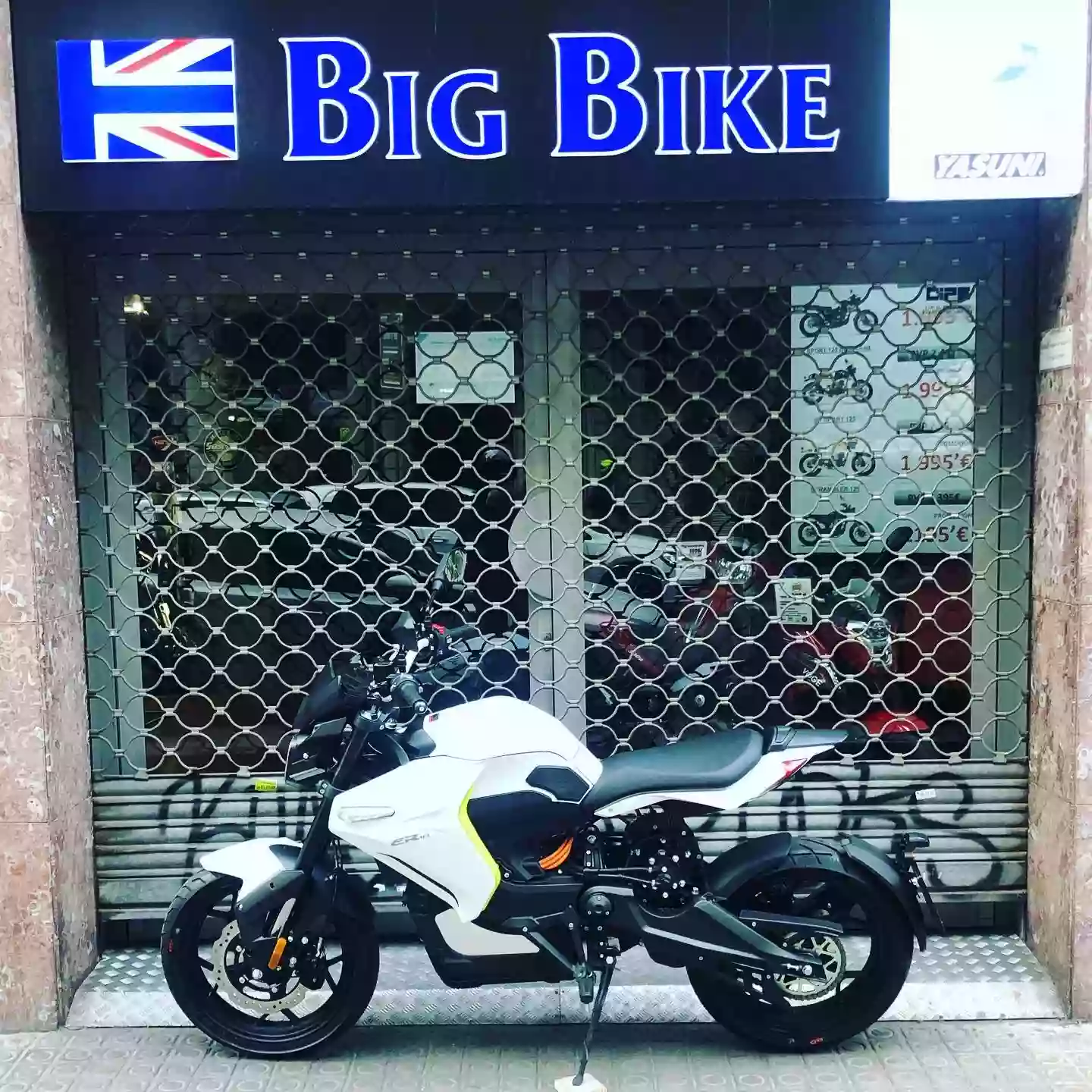 BIG BIKE