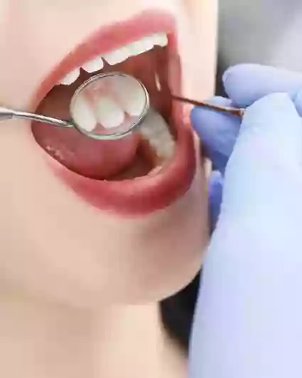 Clínica Dental Dr. Reimat