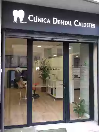 Clínica Dental Caldetes