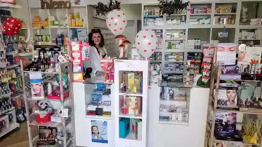 FARMACIA MEJORANA Aluche - Los Cármenes