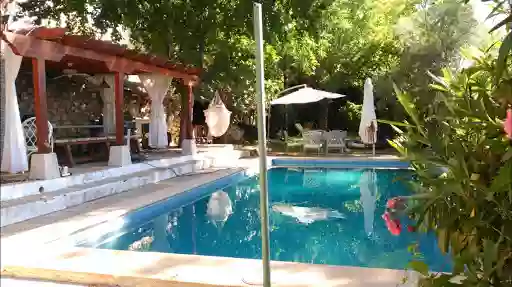 El Retiro, Jardín-Piscina